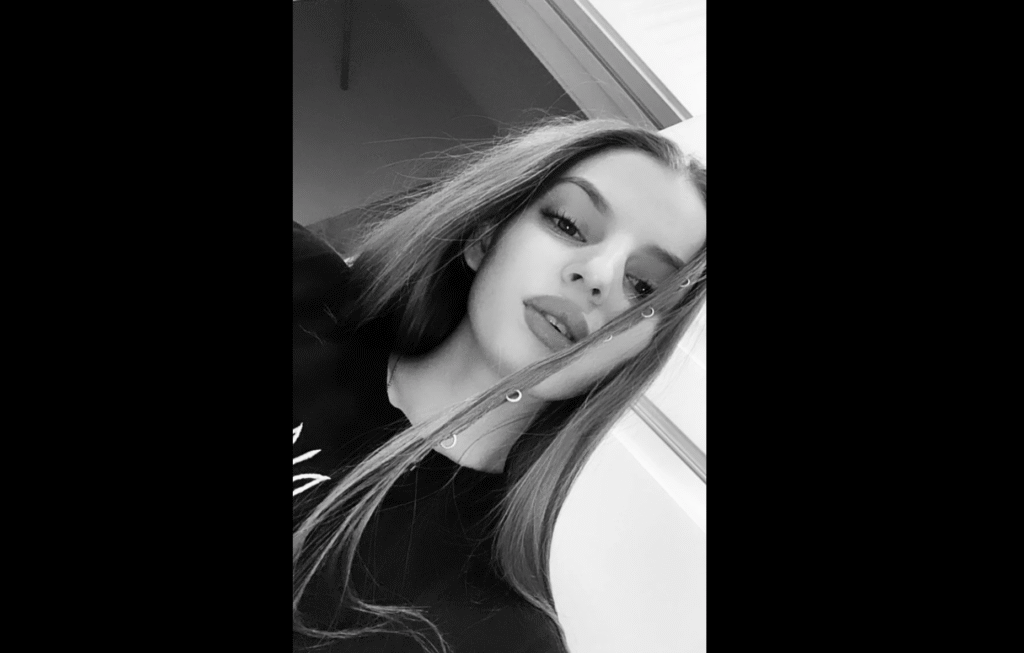 beautiful Russian webcam model